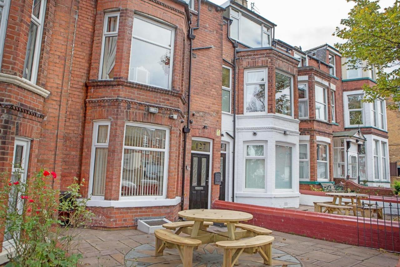 Scarborough Stays - Luxury Townhouse Ideal For Large Groups - Hot Tub Eksteriør bilde